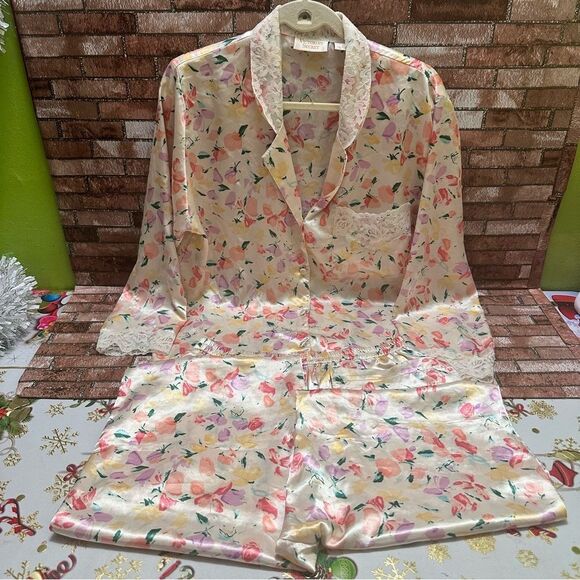 Victorias Secret Gold Label vintage floral pajama set S - Picture 1 of 8
